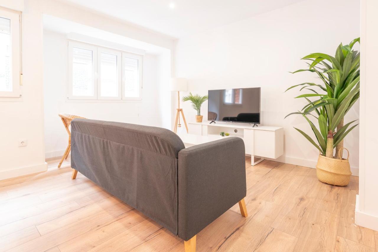 Apartamento Larra Χιχόν Εξωτερικό φωτογραφία